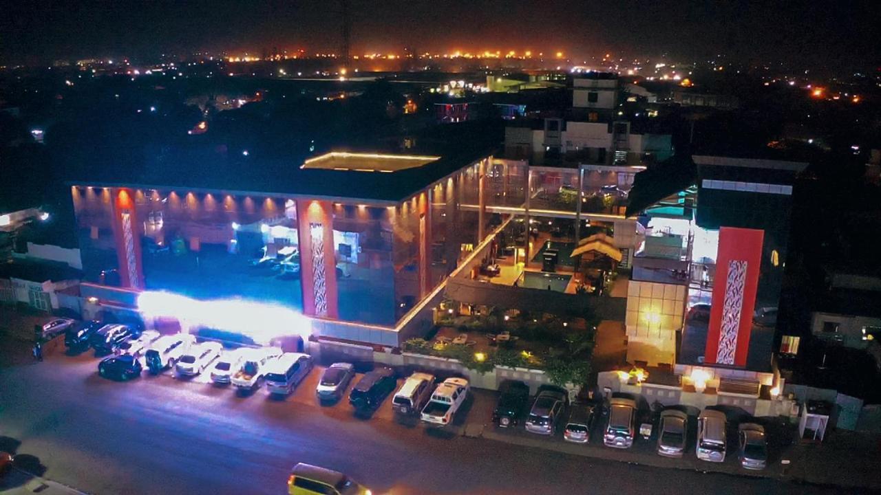 Hotel Lubumbashi Exteriér fotografie