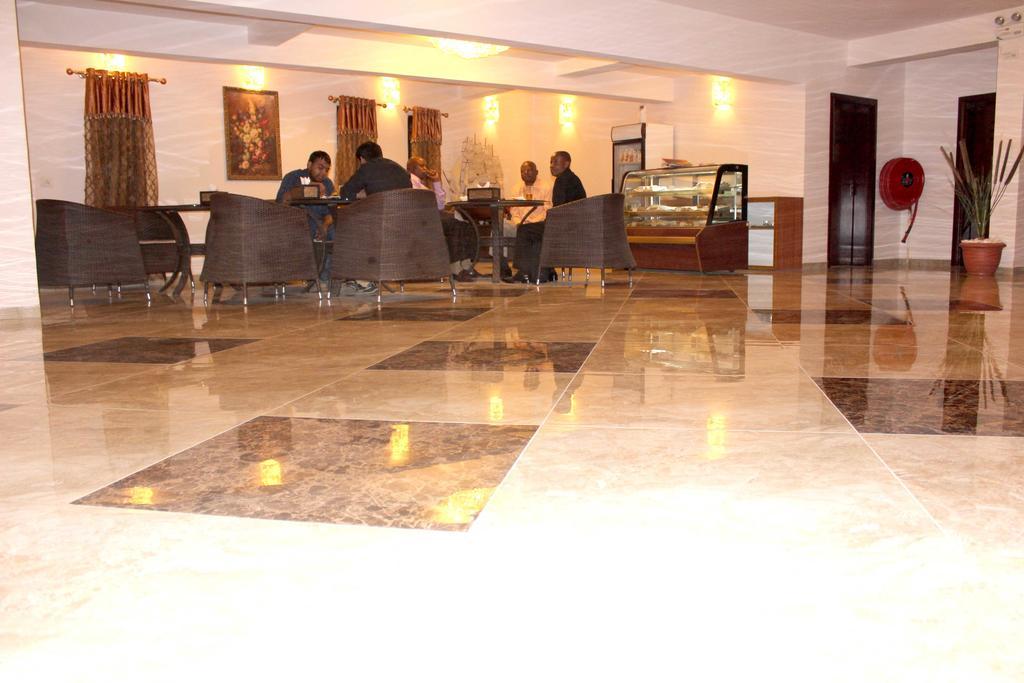 Hotel Lubumbashi Exteriér fotografie